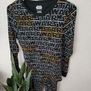 Star Wars Womens snug fit pajamas